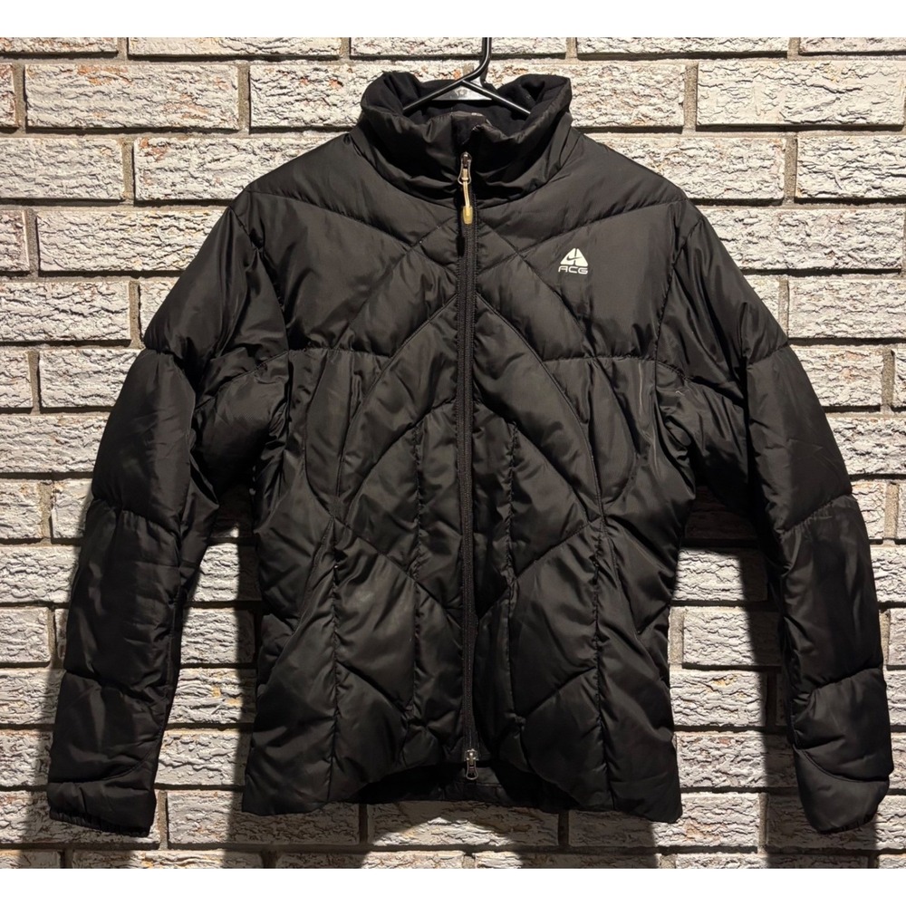 Nike ACG Outer Layer 3 Black Goose Down Puffer Jacket Womens Medium M 8-10